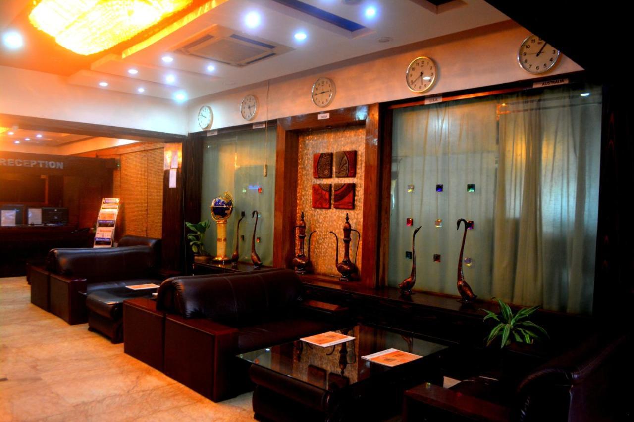 Hotel City Centaur And Convention Center- Vaccinated Staff Μπανγκαλόρ Εξωτερικό φωτογραφία